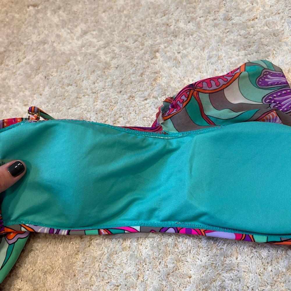 Beautiful Printed bikini - Picture 7 of 9